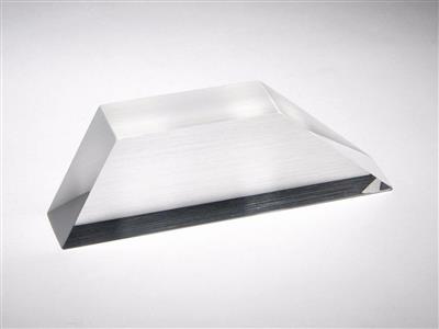 41232967_PATRAP Trapezoid Prism.jpg